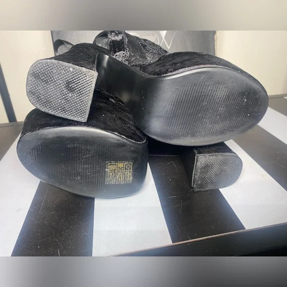 Dolls Kill Widow Stolen Heart Velvet Peep Toe Platform Heels - Picture 3 of 5